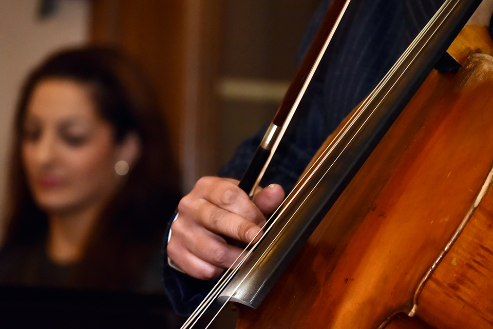 zeneakavéházban 07